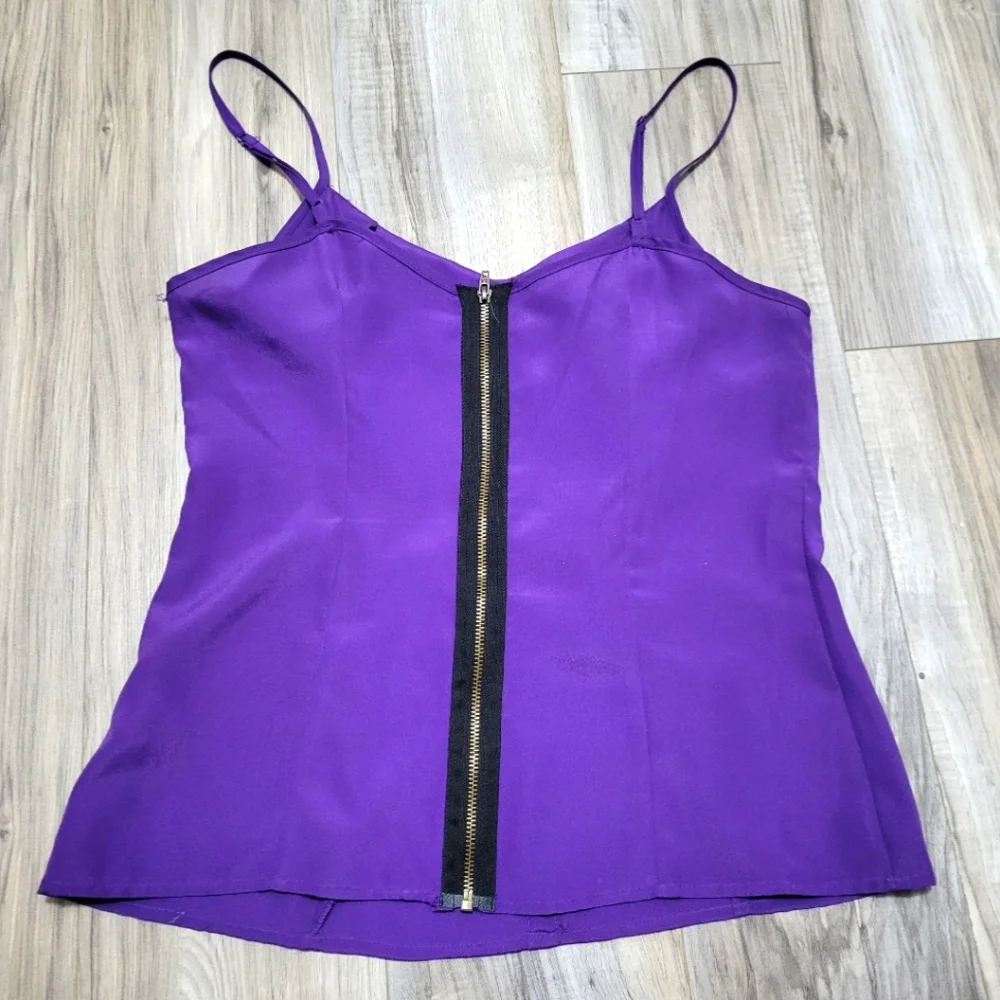 Zipper Back Tank - Ruffle Front - Purple - Large - Picture 2 of 4